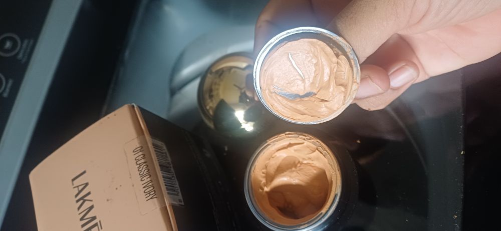 Buy LAKME Xtraordin-airy Mattereal Mous Online | Ajio.com